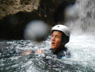  go swimming 